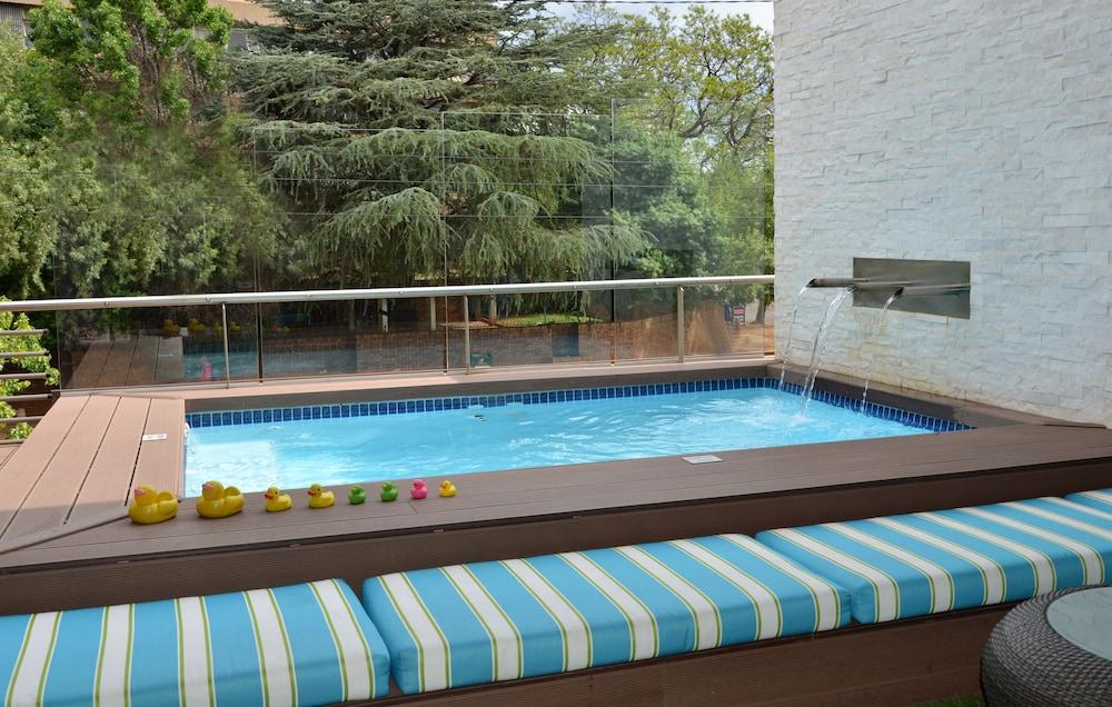 Fortis Hotel Manor Претория Экстерьер фото