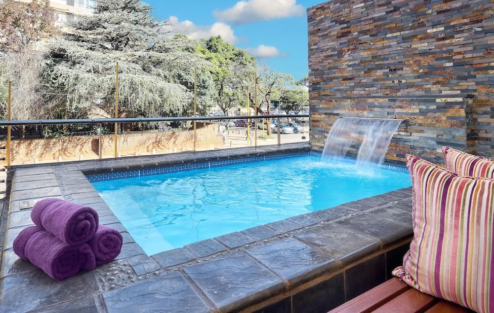 Fortis Hotel Manor Претория Экстерьер фото