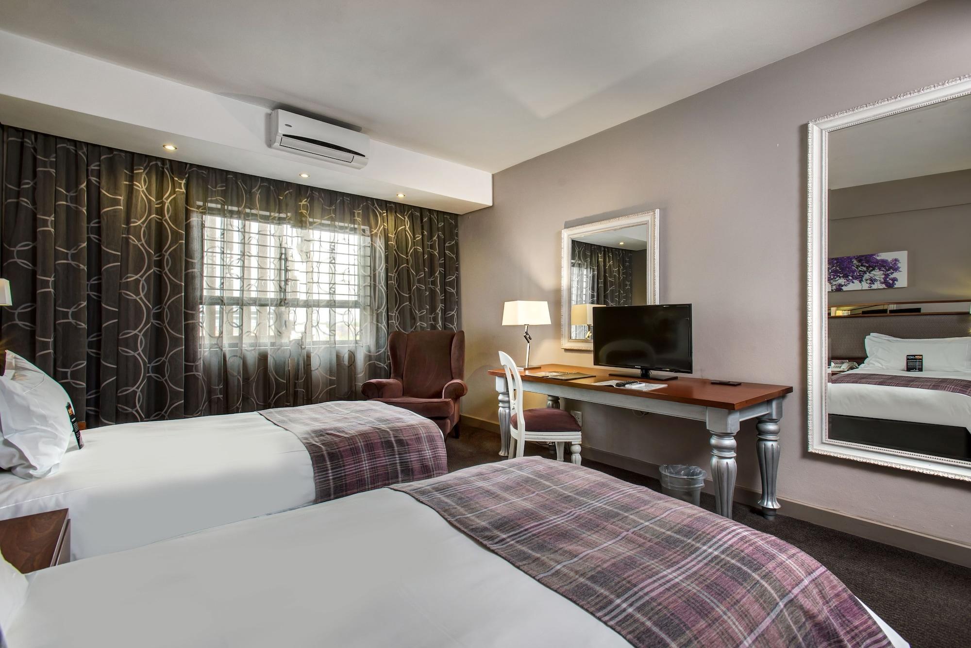 Fortis Hotel Manor Претория Экстерьер фото