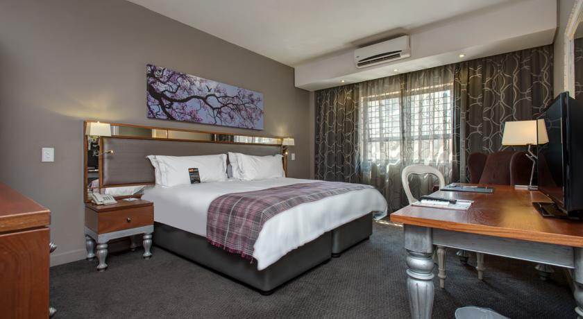 Fortis Hotel Manor Претория Экстерьер фото