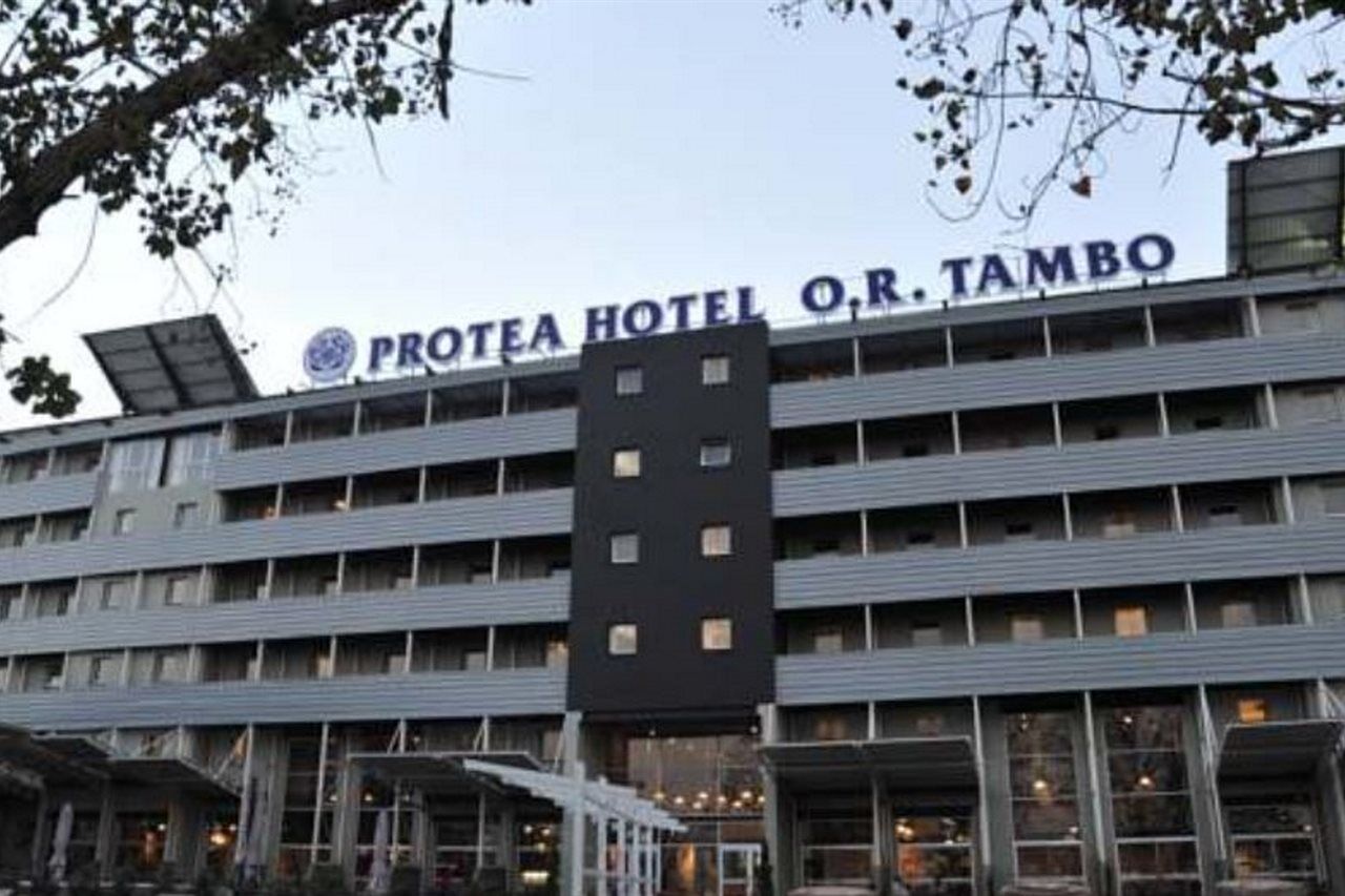Fortis Hotel Manor Претория Экстерьер фото