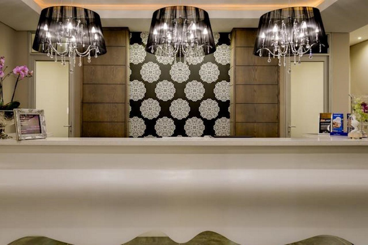 Fortis Hotel Manor Претория Экстерьер фото